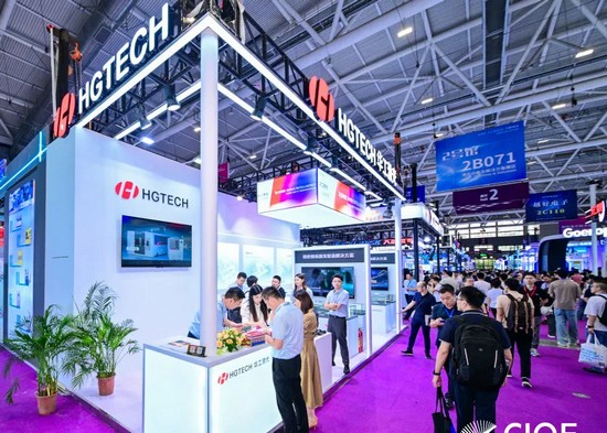 標題基礎(chǔ)，實力就不基礎(chǔ)~ 華工激光亮相海內(nèi)外雙城展